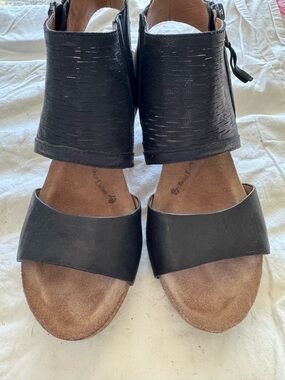 Sofft leather sandals with heel